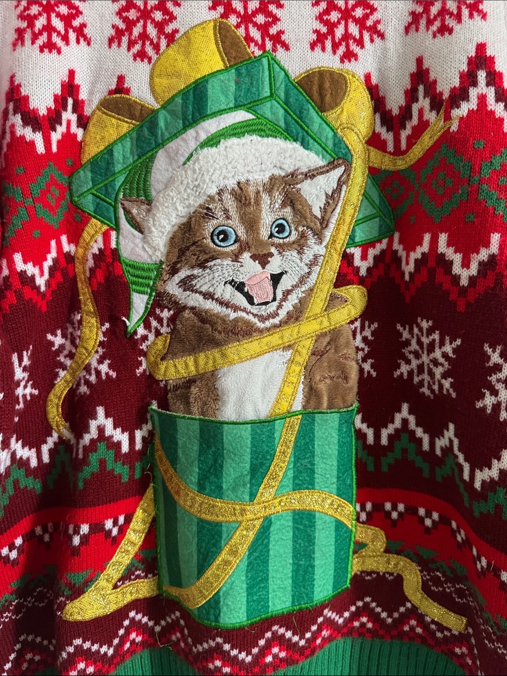 XL Christmas Sweater - Cat in gift box - Ugly Sweater - Picture 2 of 6